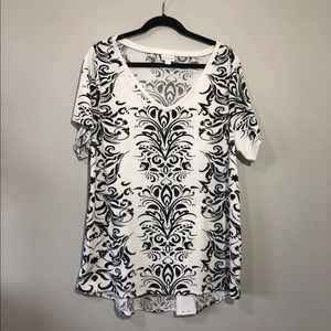 Lularoe top